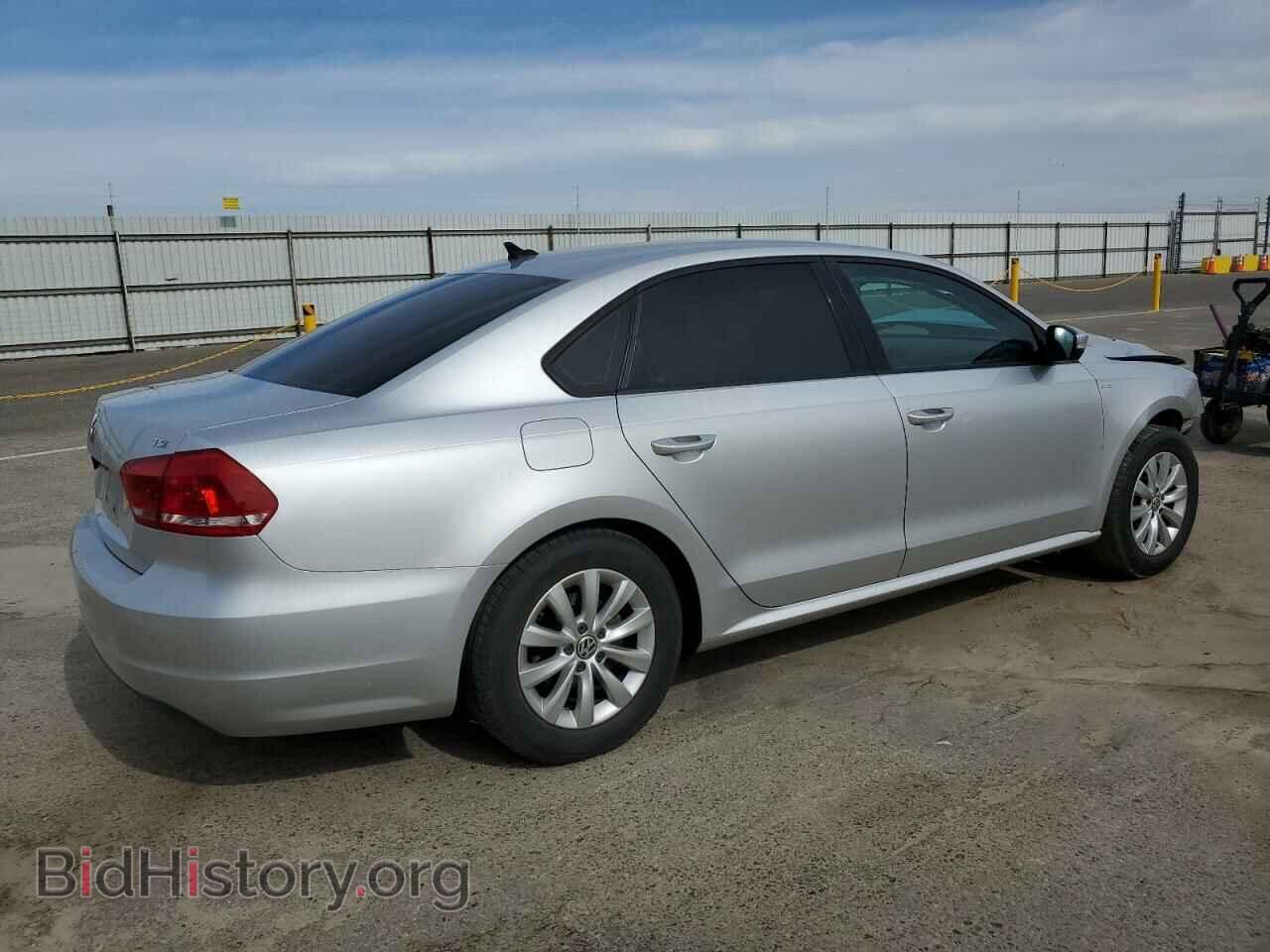 2015 VOLKSWAGEN PASSAT - VIN: 1VWAT7A31FC037530 - Фото 3
