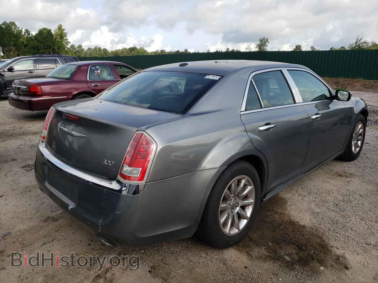 2011 CHRYSLER 300 - VIN: 2C3CA5CG7BH522580 - Фото 4