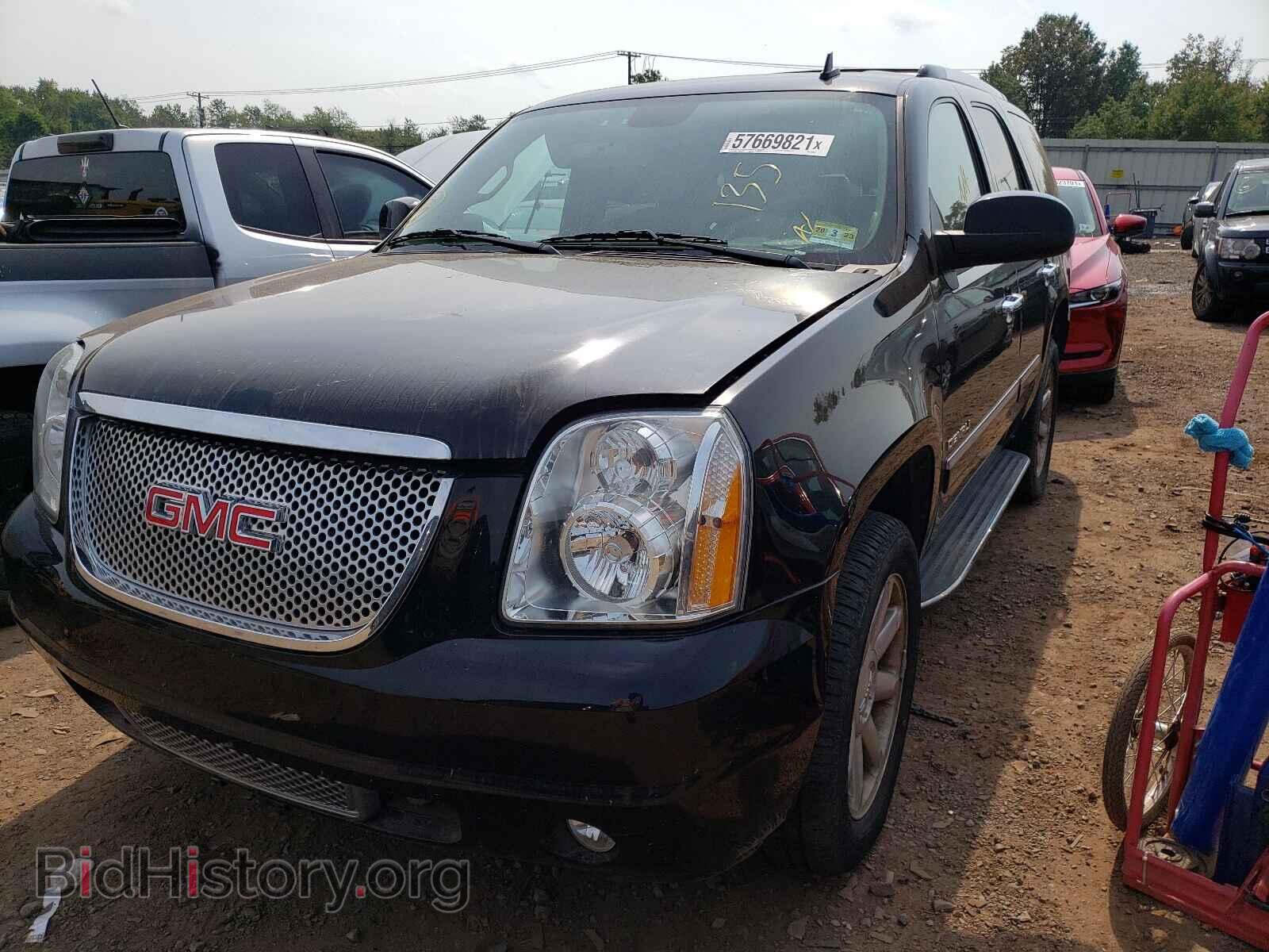 2013 GMC YUKON - VIN: 1GKS2EEF1DR366505 - Фото 2