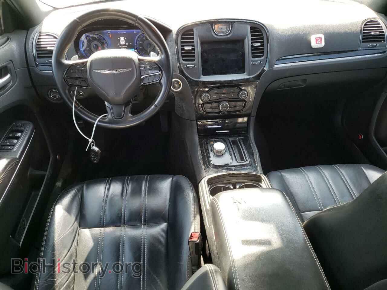 2017 CHRYSLER 300 - VIN: 2C3CCAGG6HH582663 - Фото 8