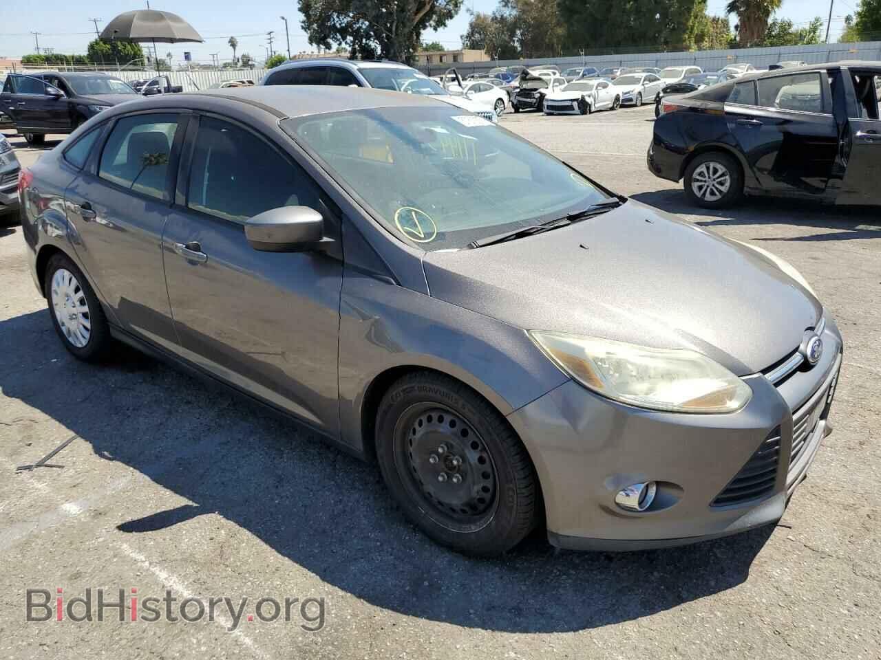 Фотография 1FAHP3F24CL217696 - FORD FOCUS 2012