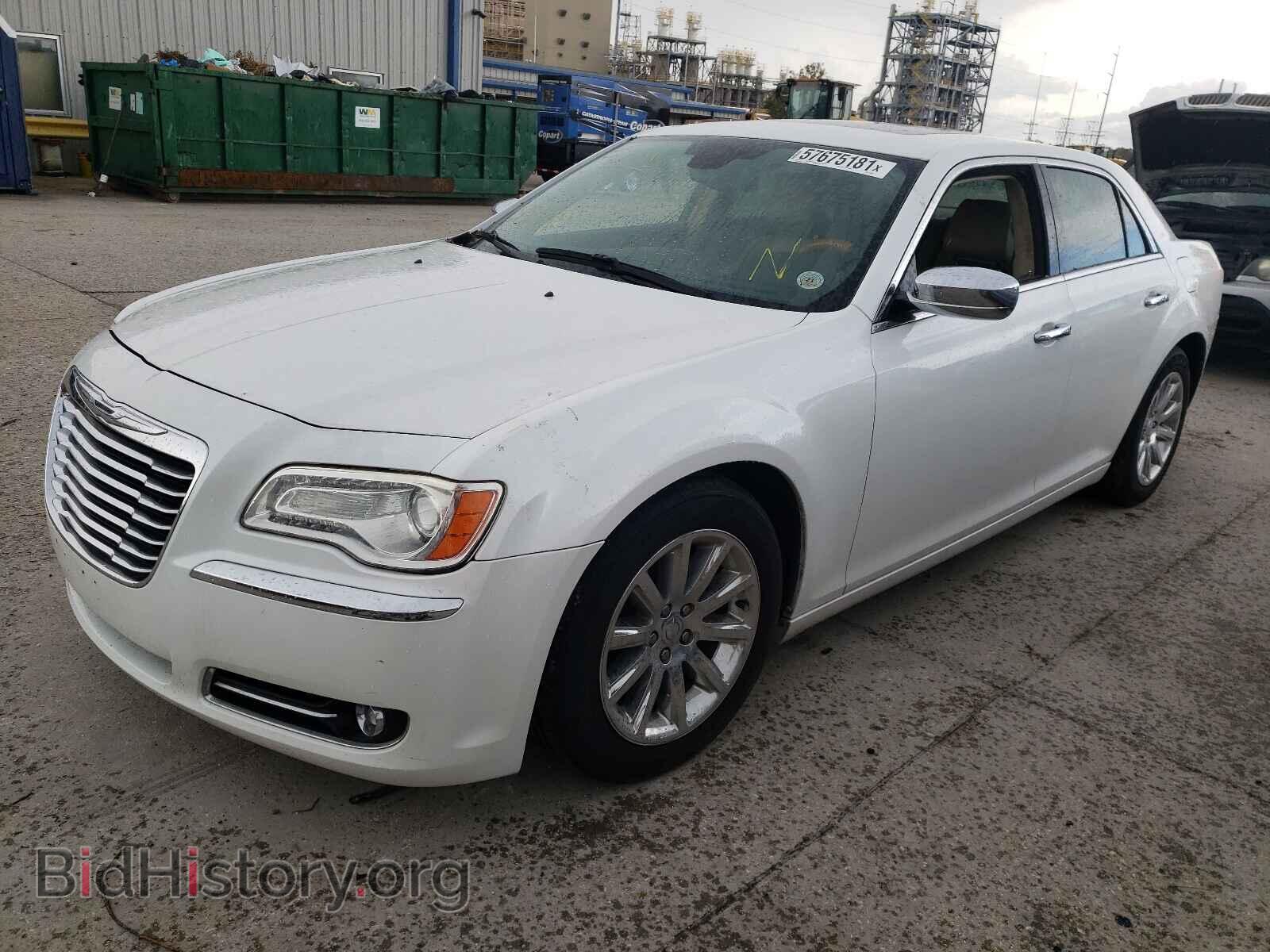 2012 CHRYSLER 300 - VIN: 2C3CCAET2CH183354 - Фото 2
