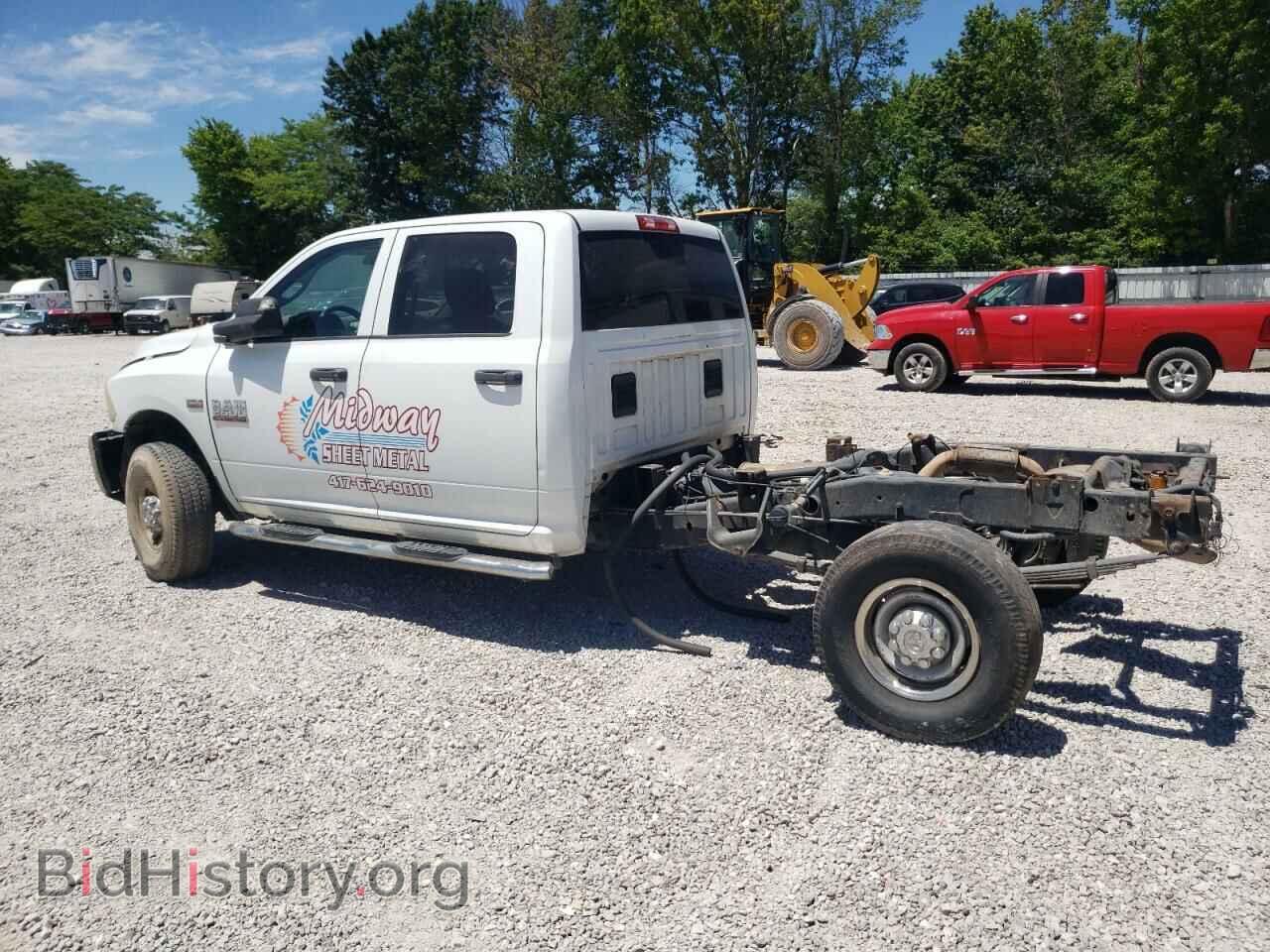 2013 RAM All Models - VIN: 3C6TR5HT0DG533764 - Фото 2