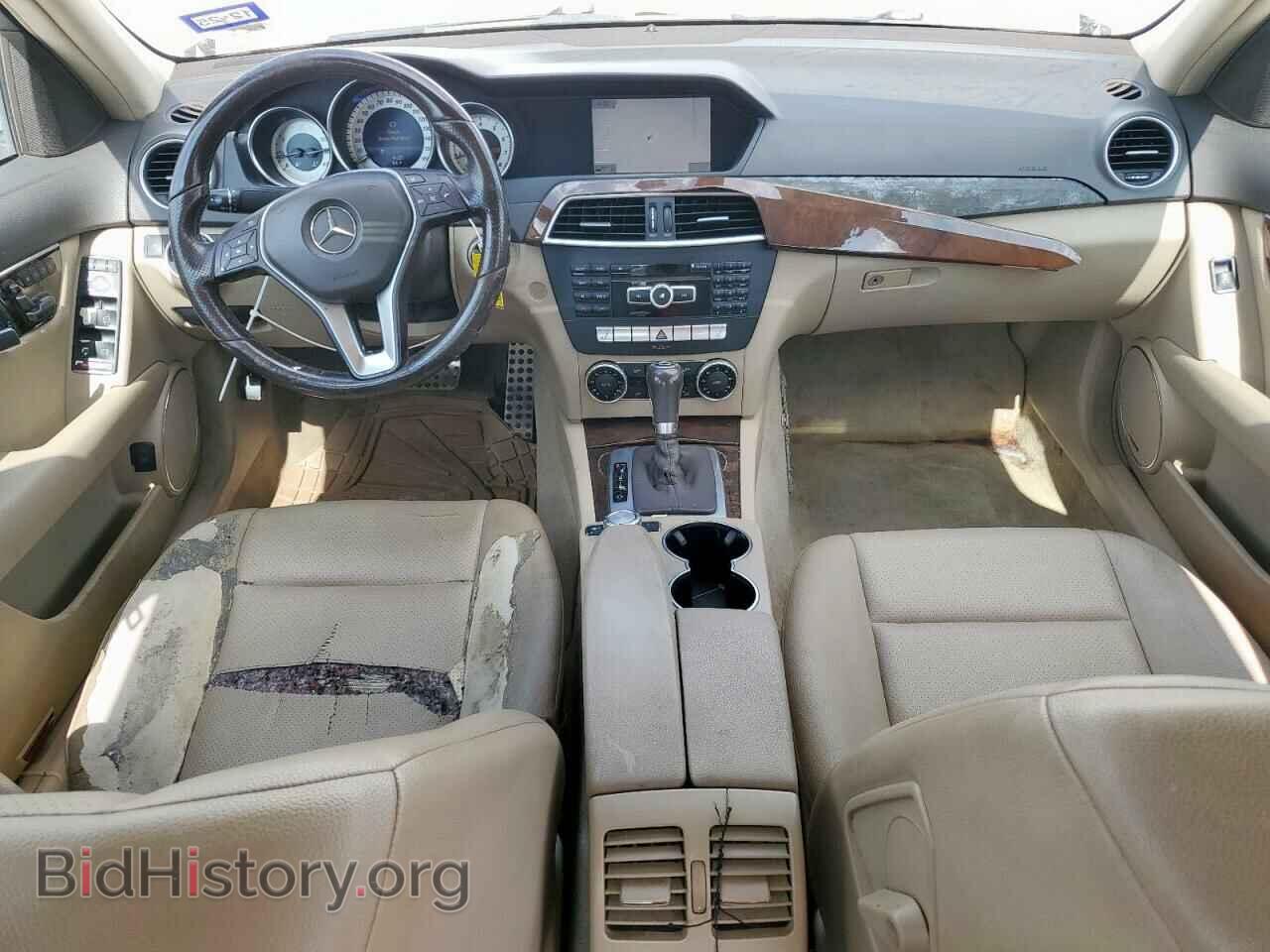 2013 MERCEDES-BENZ C-CLASS - VIN: WDDGF4HB1DR299984 - Фото 8
