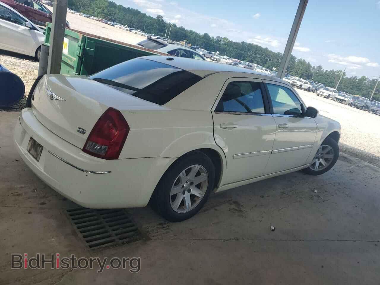 2007 CHRYSLER 300 - VIN: 2C3KA53G97H767917 - Фото 3
