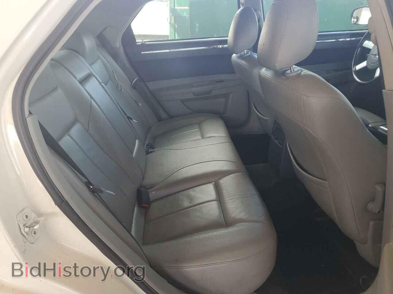 2007 CHRYSLER 300 - VIN: 2C3KA53G97H767917 - Фото 10
