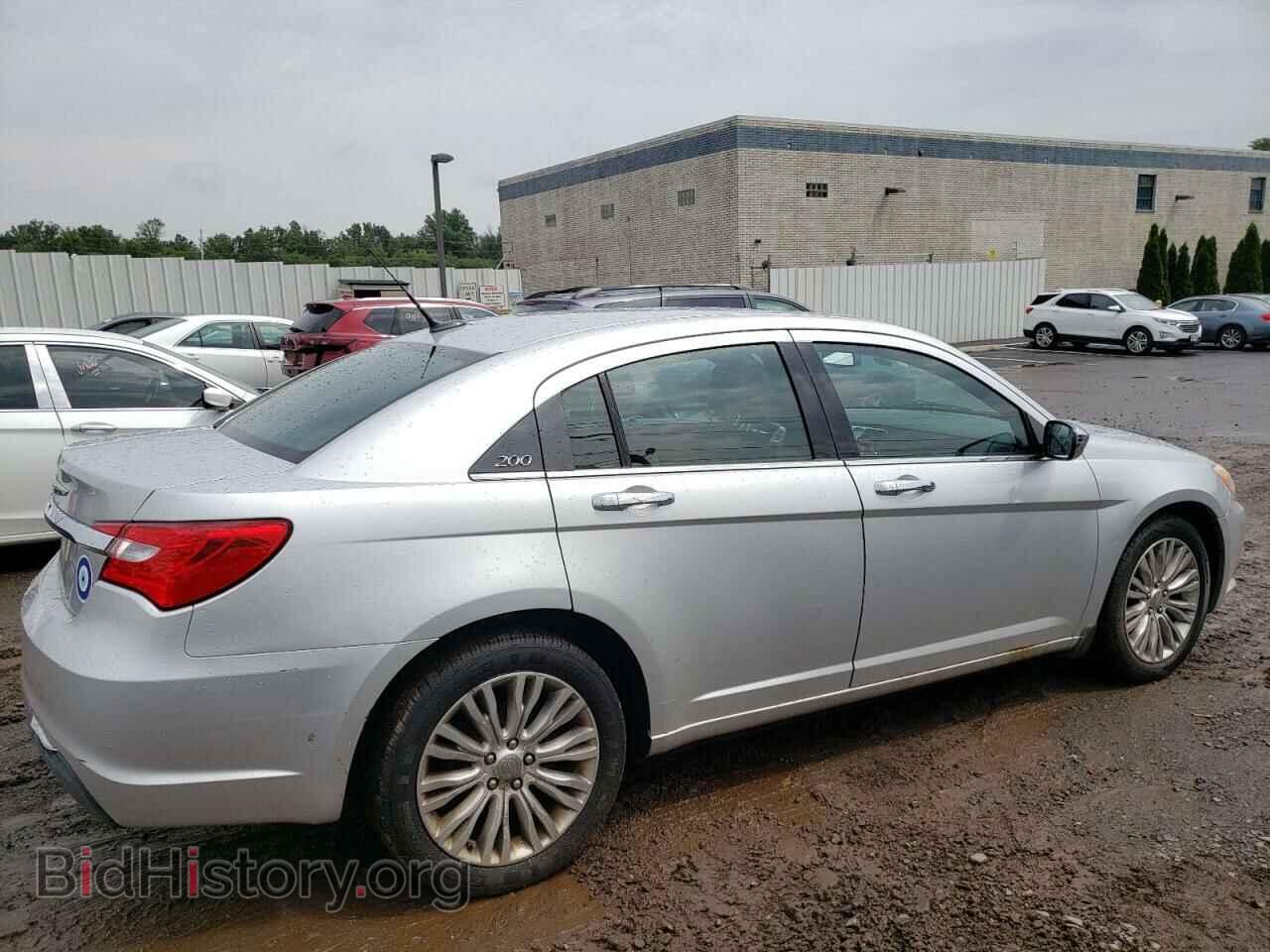 2011 CHRYSLER 200 - VIN: 1C3BC2FGXBN504310 - Фото 3
