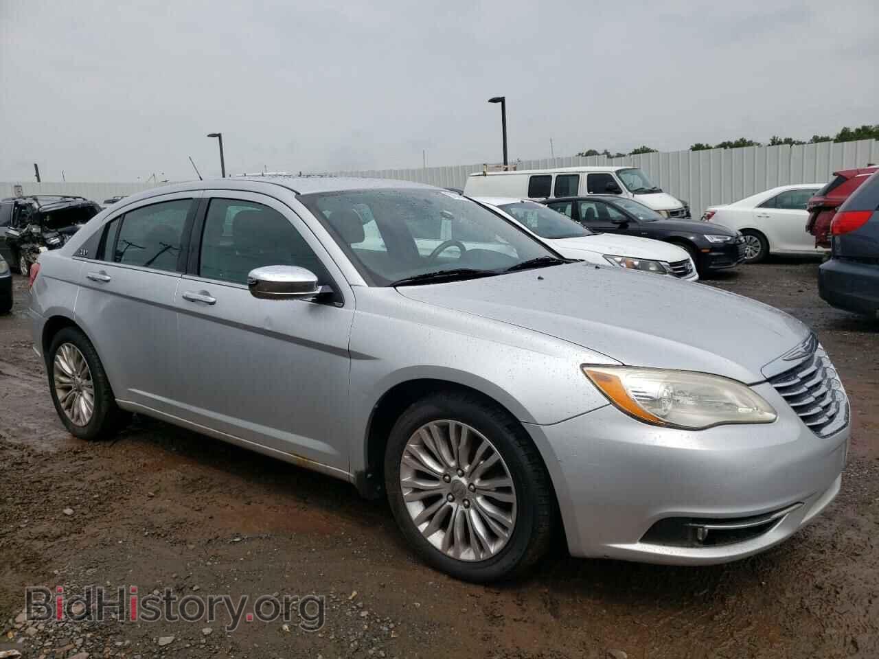 2011 CHRYSLER 200 - VIN: 1C3BC2FGXBN504310 - Фото 4