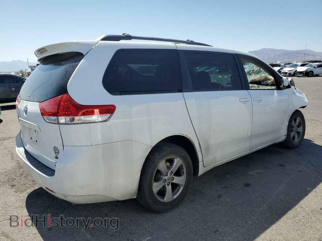 2011 TOYOTA All Models - VIN: 5TDKK3DCXBS040935 - Фото 3