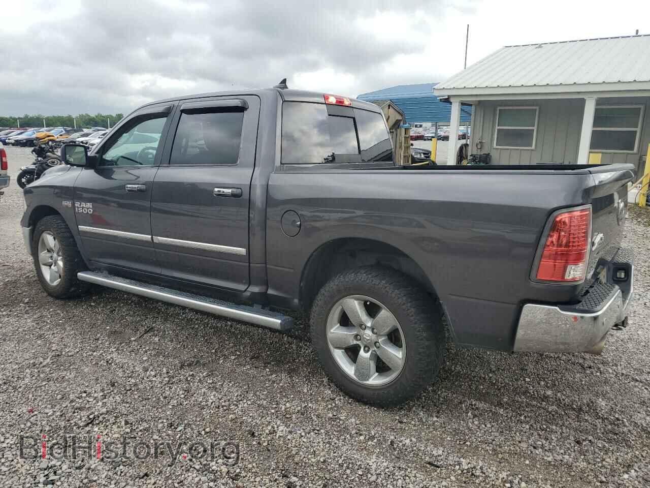 2018 RAM 1500 - VIN: 1C6RR7LT7JS281562 - Photo 2