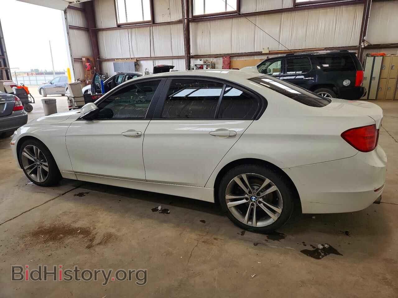2013 BMW 3 SERIES - VIN: WBA3B3C56DF537343 - Photo 2