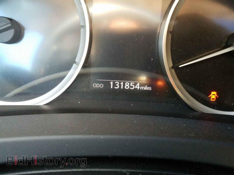 2014 Lexus IS (VIN JTHBF1D27E5002443) — photo 8 of 10