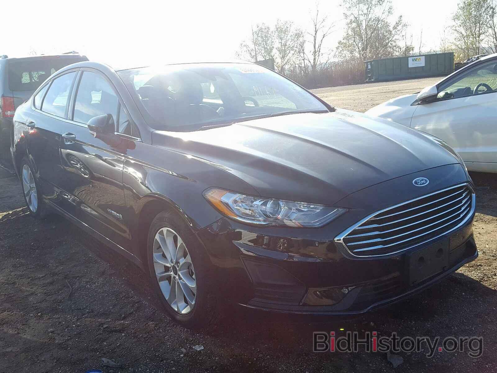 Photo 3FA6P0LUXKR210876 - FORD FUSION SE 2019