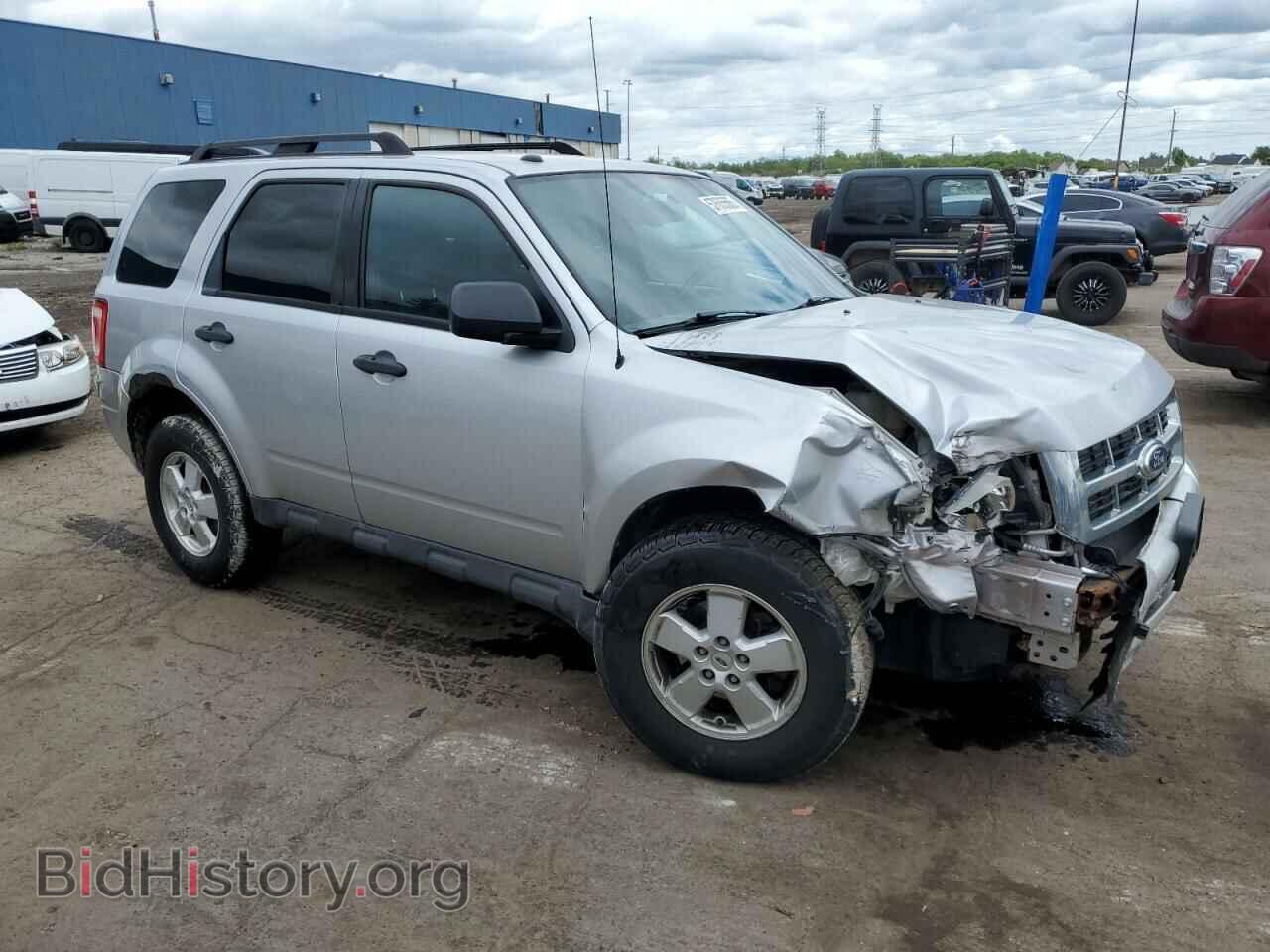 2011 FORD ESCAPE - VIN: 1FMCU9D79BKB27815 - Фото 4