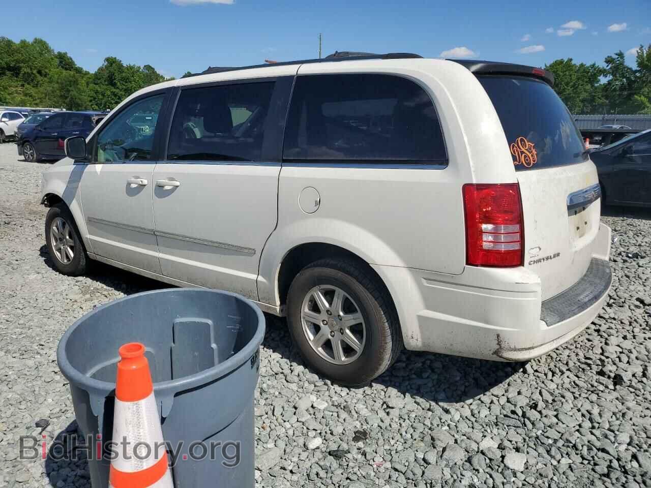2010 CHRYSLER MINIVAN - VIN: 2A4RR5D10AR431663 - Photo 2
