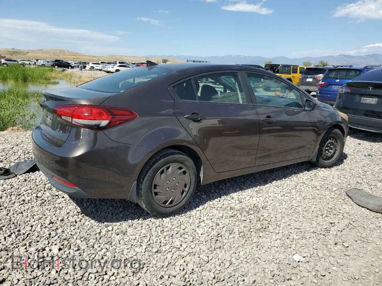 2017 KIA FORTE - VIN: 3KPFK4A76HE037726 - Photo 3