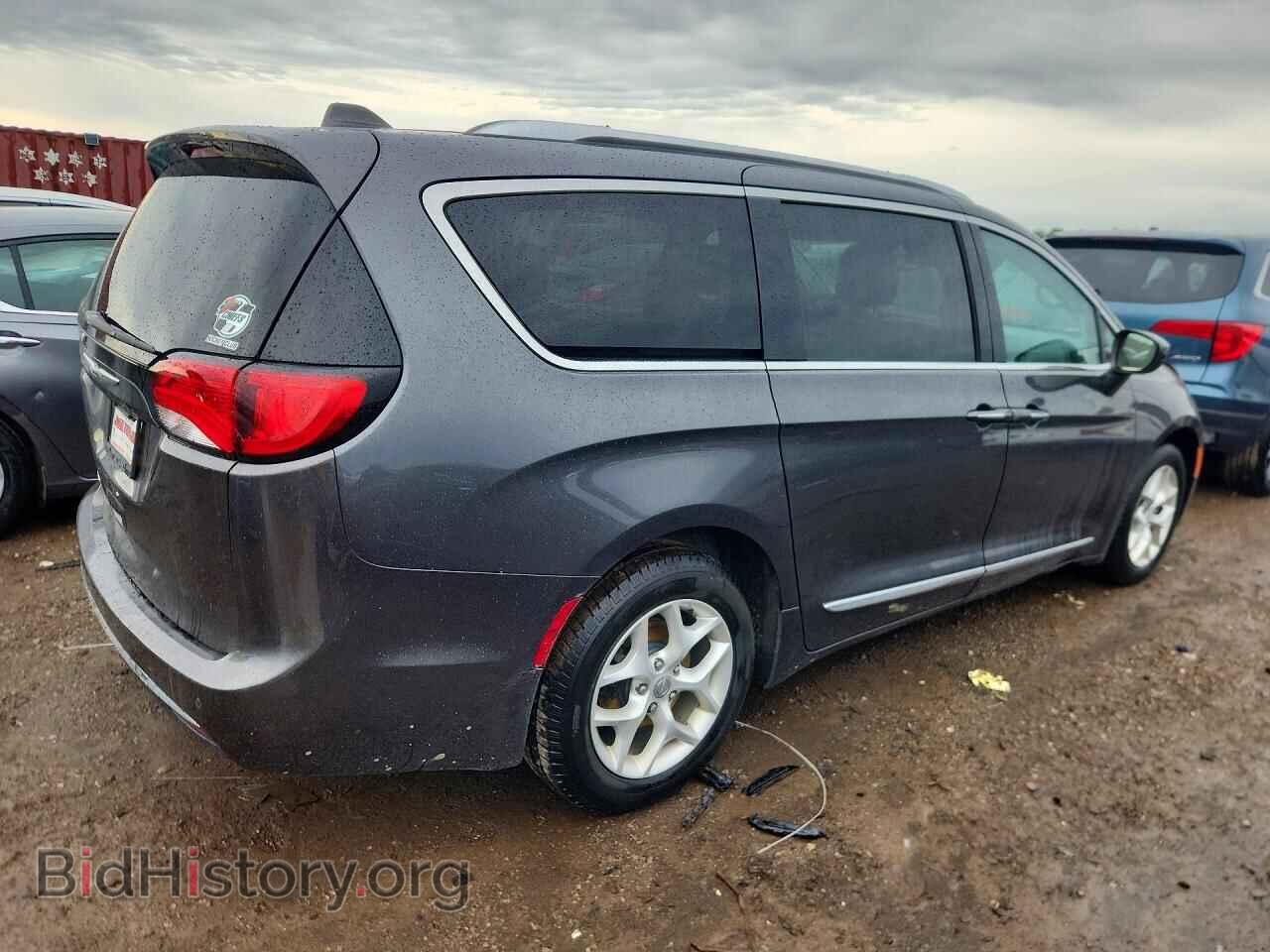 2017 CHRYSLER PACIFICA - VIN: 2C4RC1EG5HR637851 - Photo 3