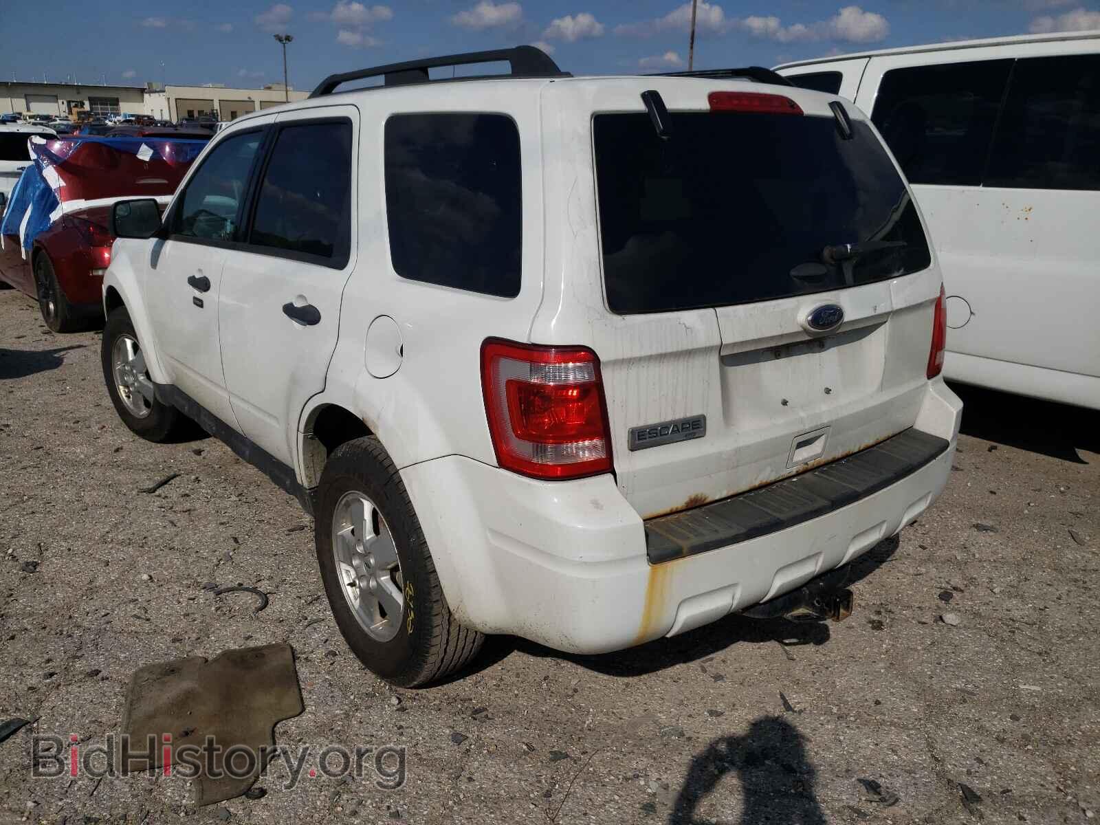 2011 FORD ESCAPE - VIN: 1FMCU9D76BKB85638 - Фото 3