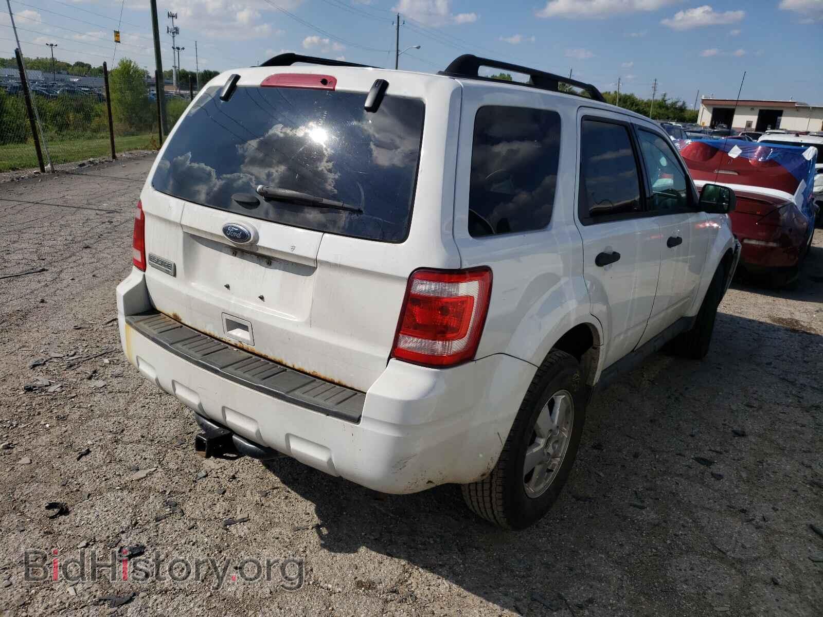 2011 FORD ESCAPE - VIN: 1FMCU9D76BKB85638 - Фото 4