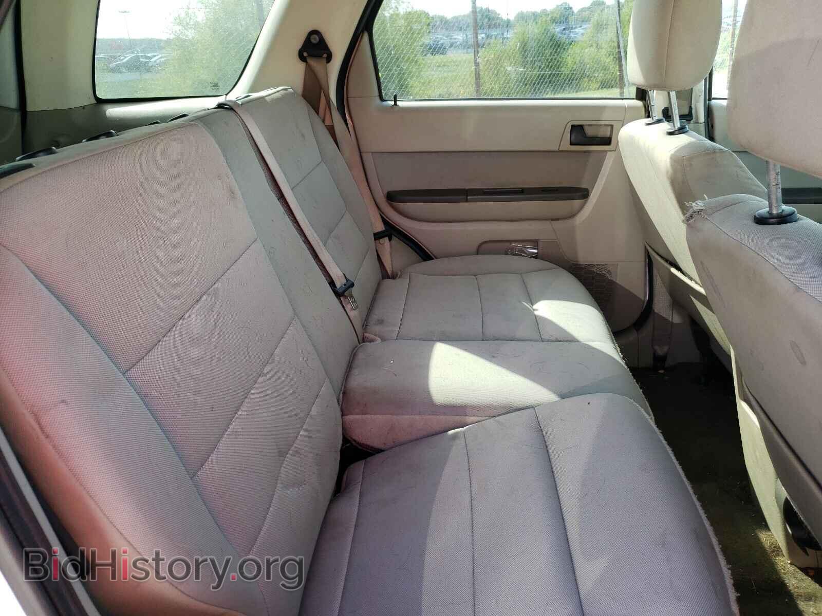 2011 FORD ESCAPE - VIN: 1FMCU9D76BKB85638 - Фото 6