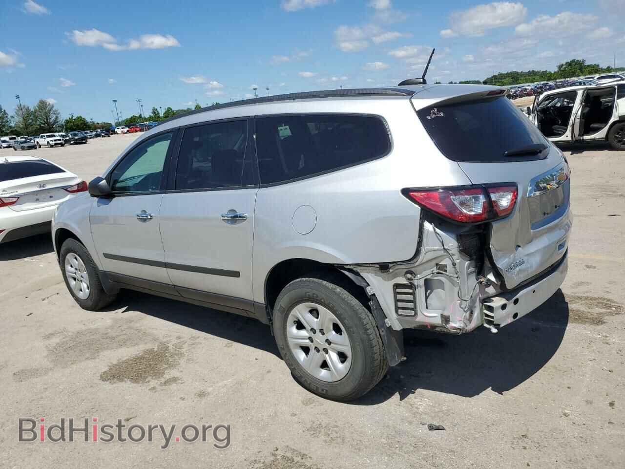 2017 CHEVROLET TRAVERSE - VIN: 1GNKRFED3HJ339345 - Фото 2