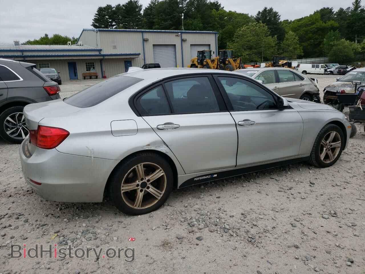 2013 BMW 3 SERIES - VIN: WBA3B3C53DF533119 - Фото 3