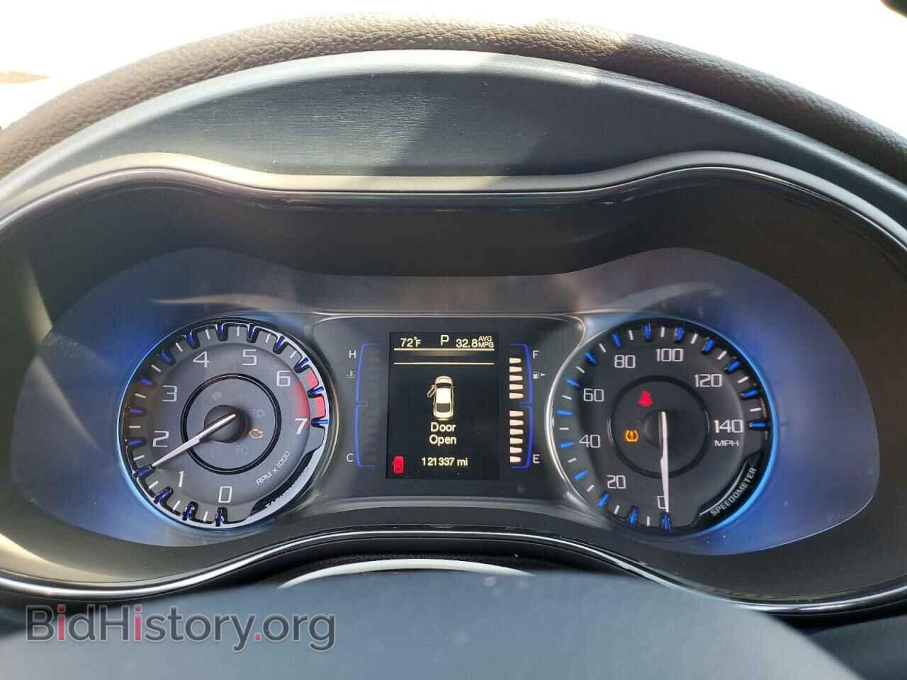 2015 CHRYSLER 200 - VIN: 1C3CCCBB2FN590576 - Photo 9