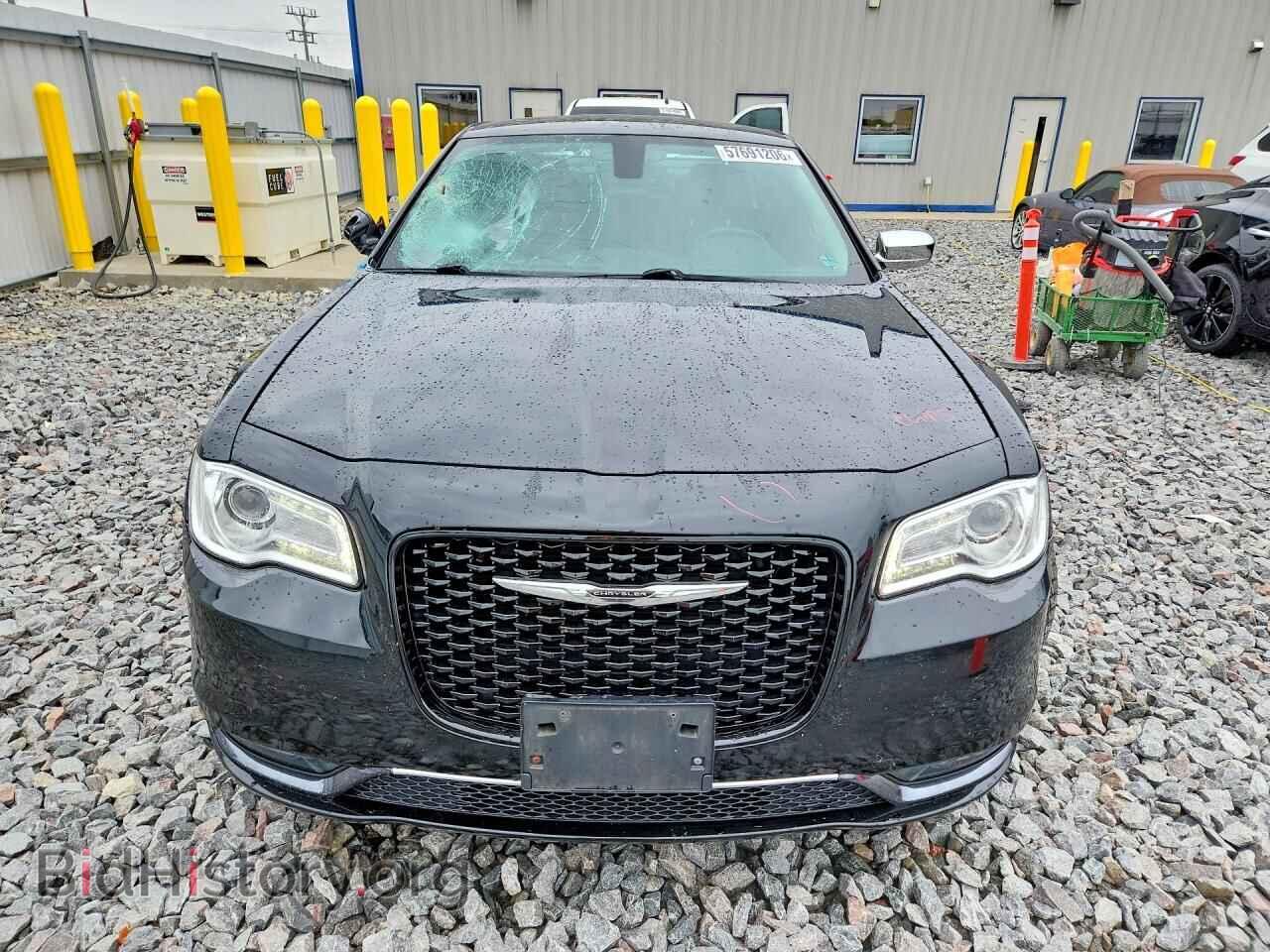 2017 CHRYSLER 300 - VIN: 2C3CCAEG2HH564891 - Фото 5
