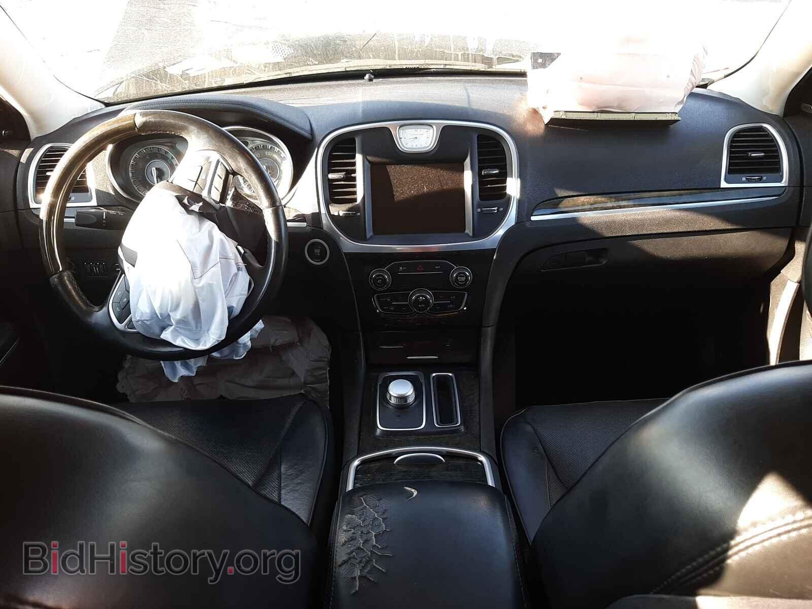 2016 CHRYSLER 300 - VIN: 2C3CCAEG1GH207541 - Фото 9