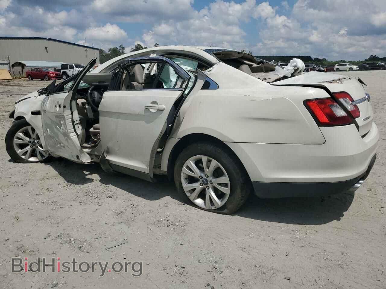 2011 FORD TAURUS - VIN: 1FAHP2EW3BG162910 - Фото 2