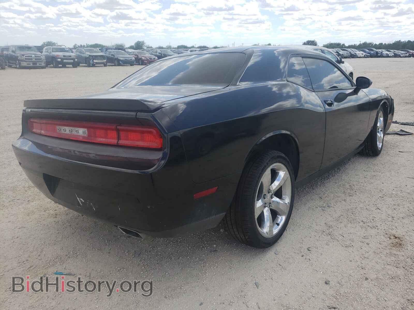 2014 DODGE CHALLENGER - VIN: 2C3CDYAG3EH225791 - Фото 4