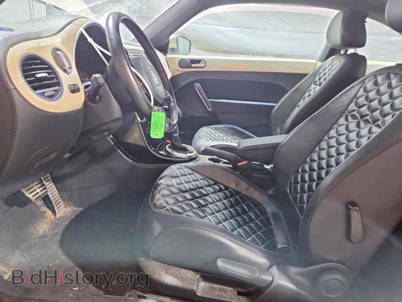 2019 VOLKSWAGEN BEETLE - VIN: 3VWFD7AT1KM702258 - Photo 7