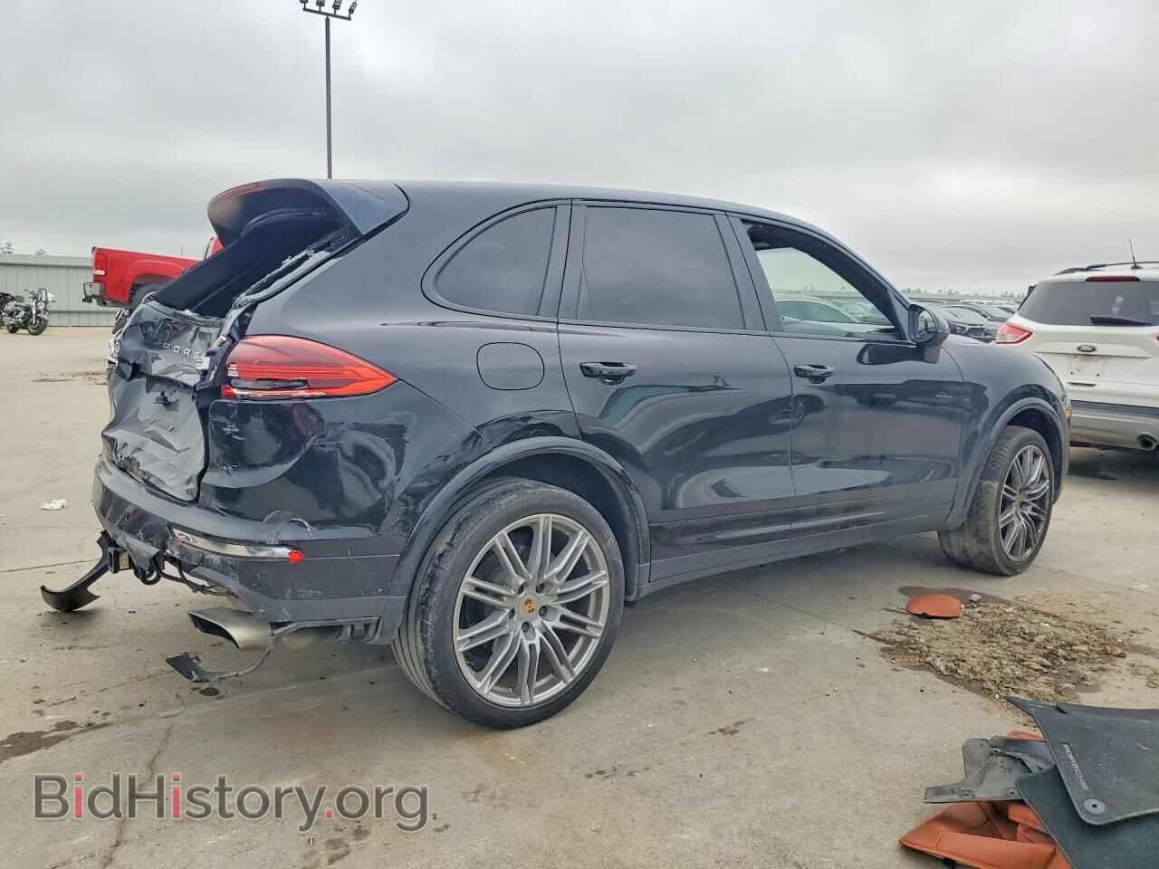 2017 PORSCHE CAYENNE - VIN: WP1AA2A21HKA85748 - Photo 3