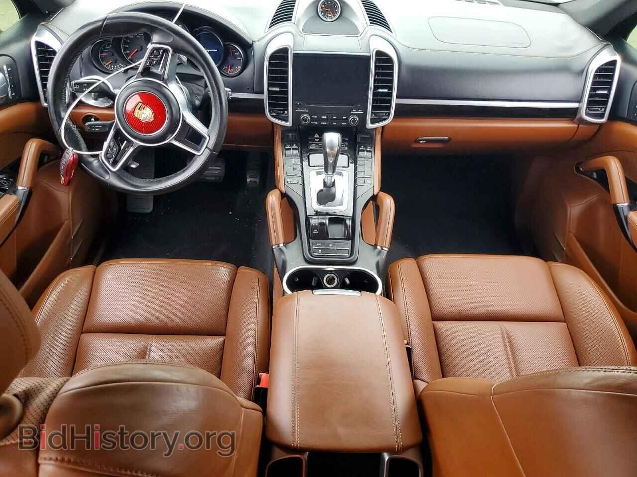 2017 PORSCHE CAYENNE - VIN: WP1AA2A21HKA85748 - Photo 8