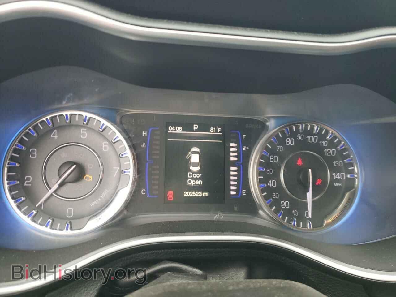 2015 CHRYSLER 200 - VIN: 1C3CCCAB0FN696123 - Фото 9