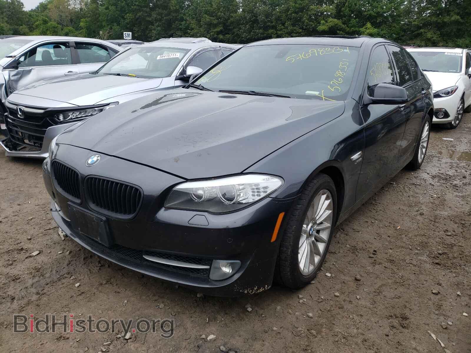 2011 BMW 5 SERIES - VIN: WBAFU9C59BC783442 - Фото 2