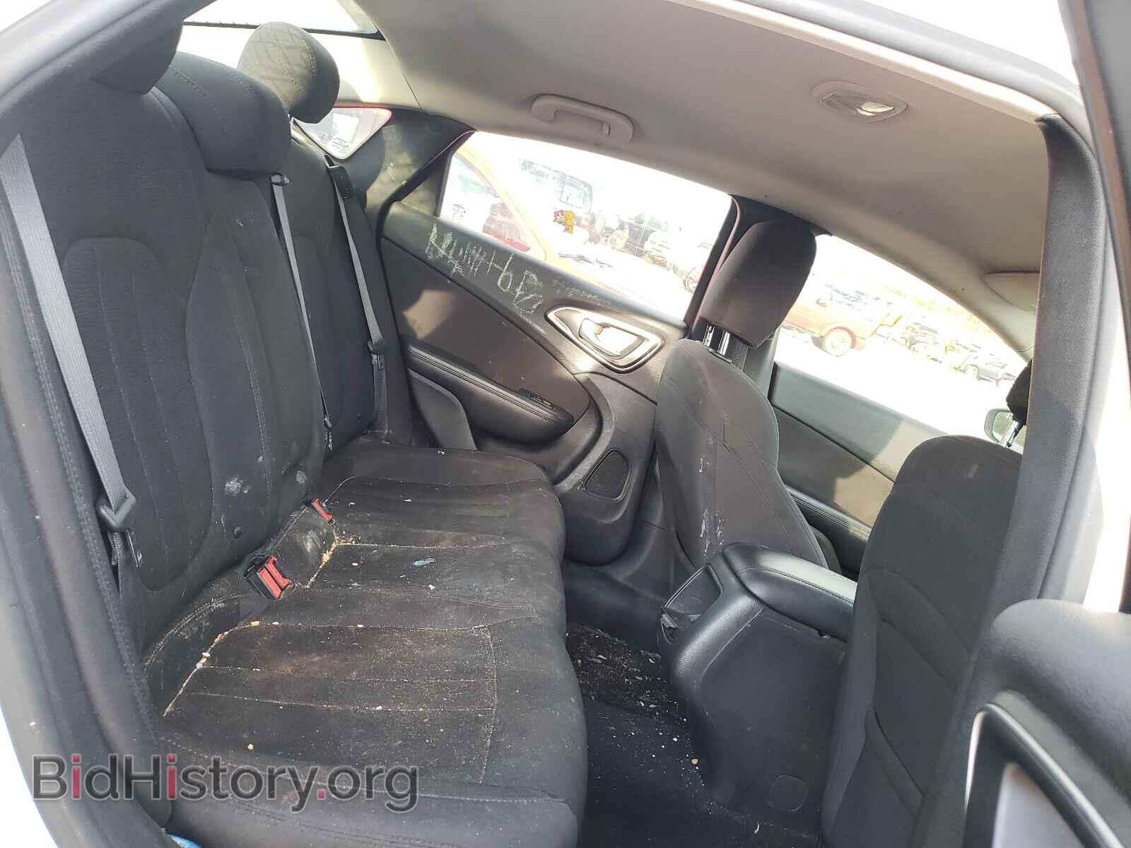 2015 CHRYSLER 200 - VIN: 1C3CCCAB9FN662276 - Photo 6
