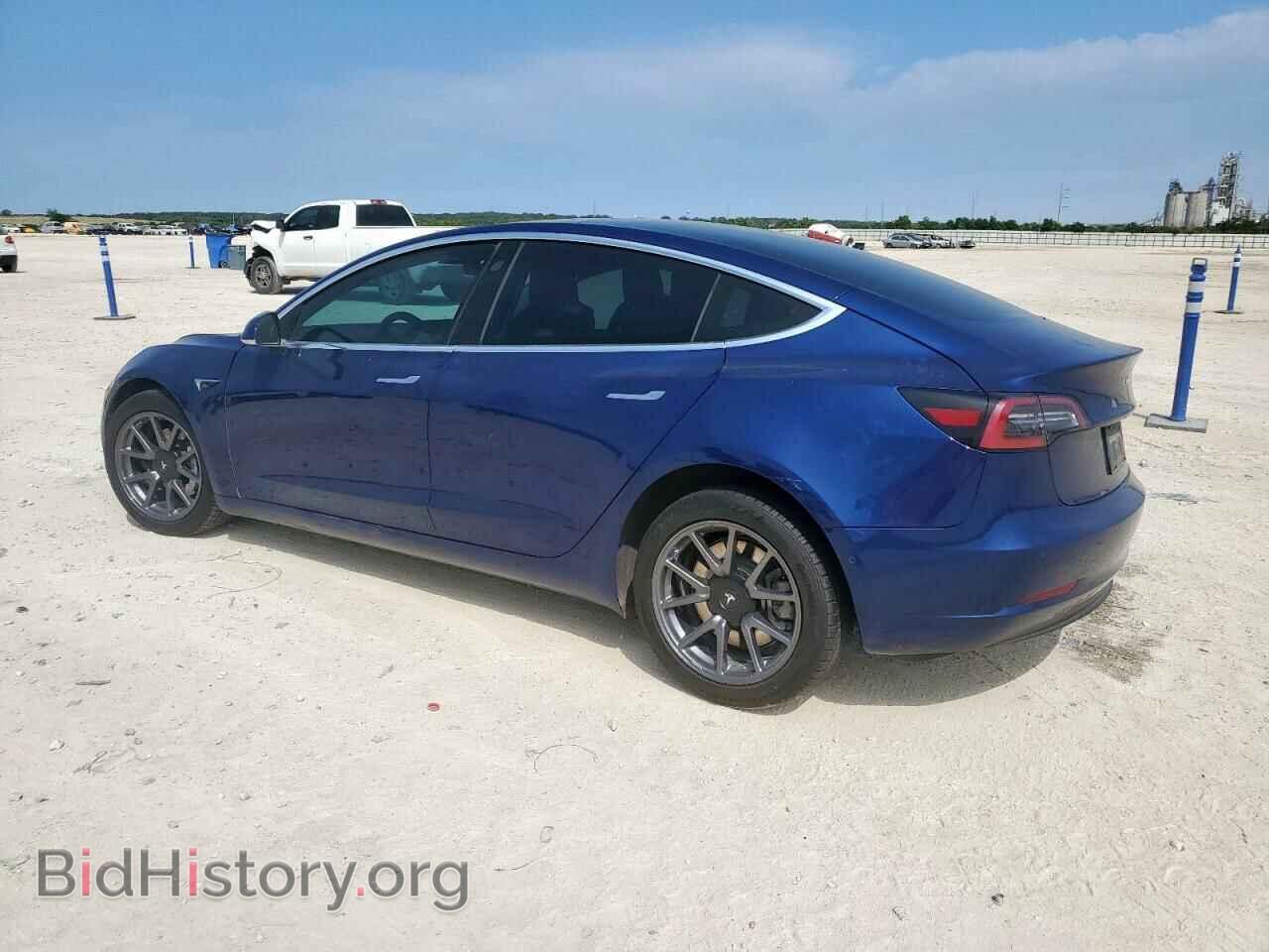 2019 TESLA MODEL 3 - VIN: 5YJ3E1EAXKF401095 - Photo 2