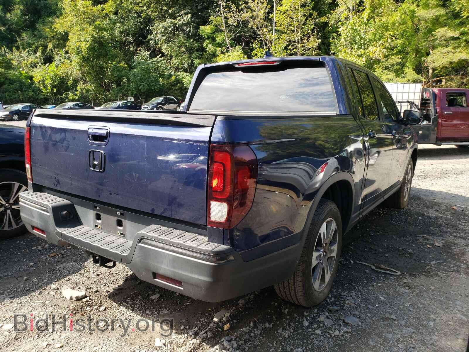 2017 HONDA RIDGELINE - VIN: 5FPYK3F54HB004672 - Фото 4