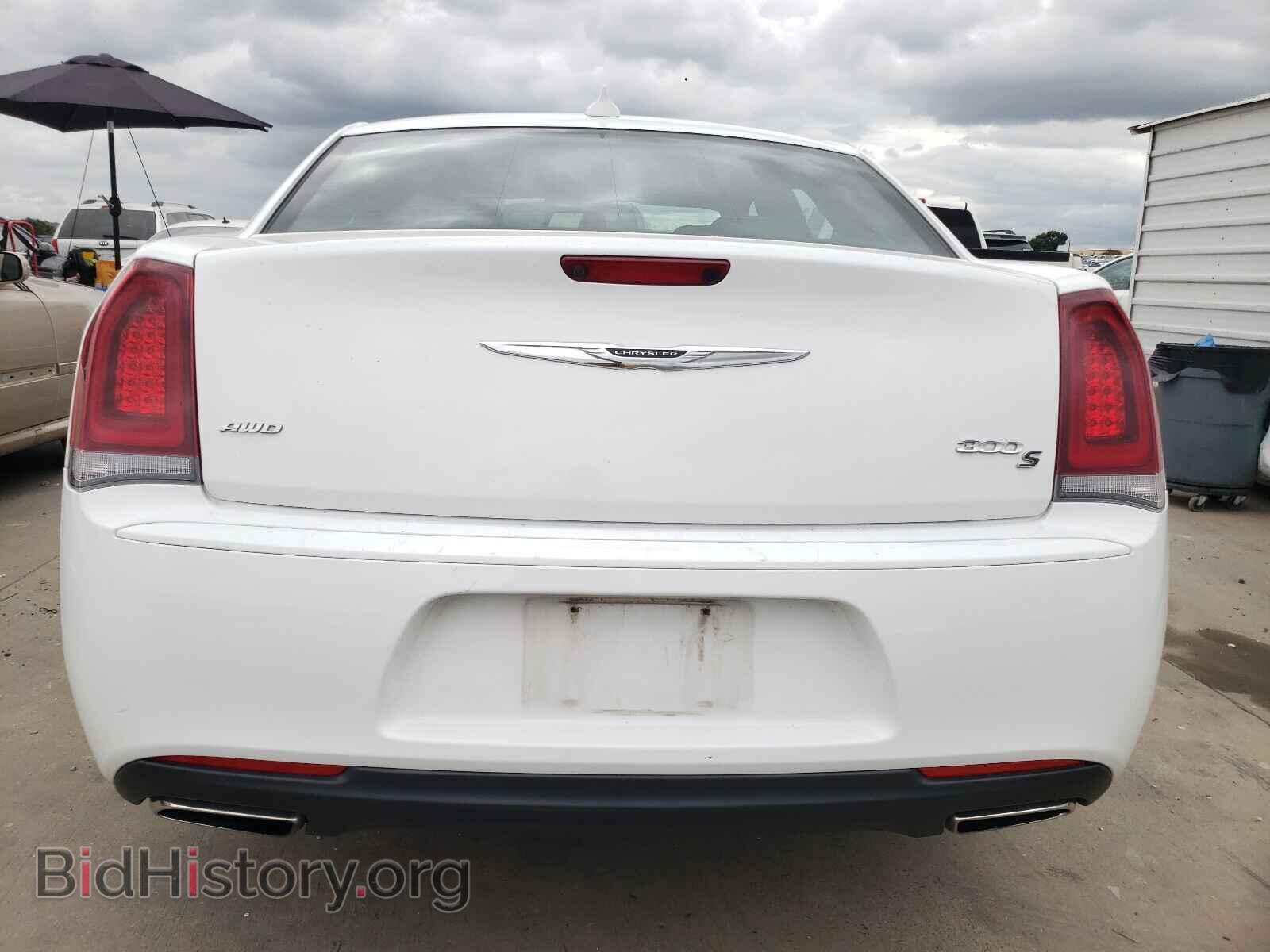2019 CHRYSLER 300 - VIN: 2C3CCAGG5KH648997 - Фото 9