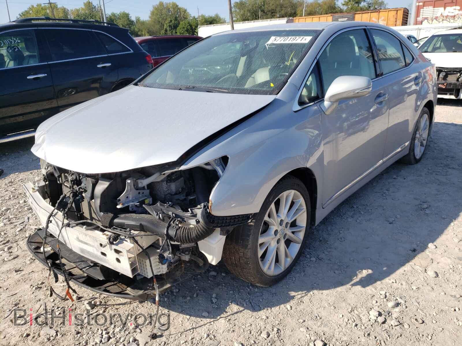 2010 LEXUS HS - VIN: JTHBB1BA4A2004183 - Photo 2
