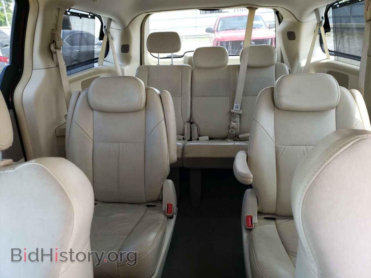 2008 CHRYSLER MINIVAN - VIN: 2A8HR64X18R661663 - Photo 10
