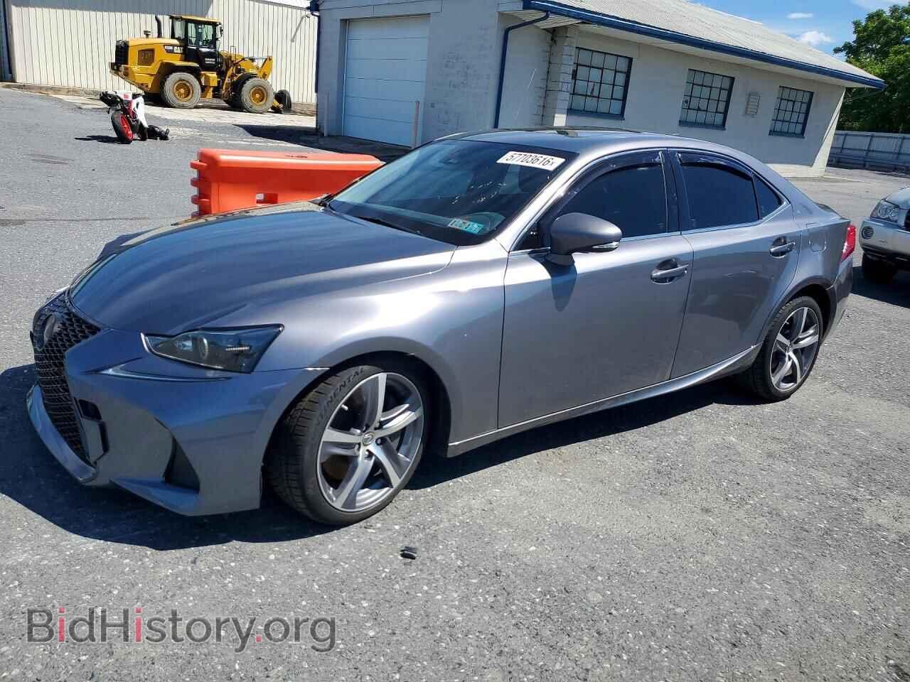 Фотография JTHC81D20J5032196 - LEXUS IS 2018