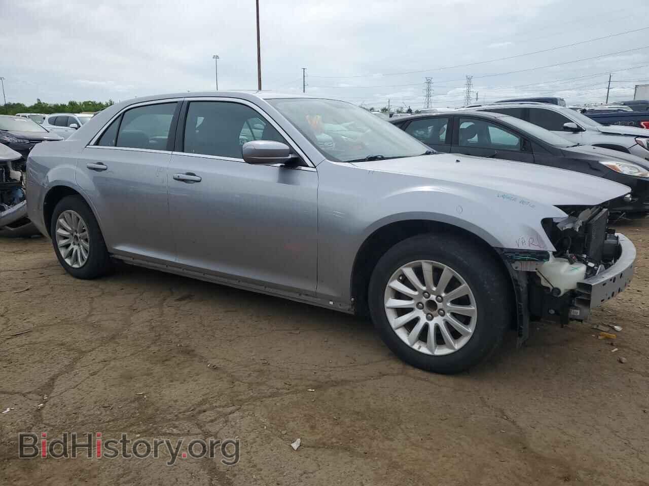 2013 CHRYSLER 300 - VIN: 2C3CCAAG1DH573033 - Фото 4