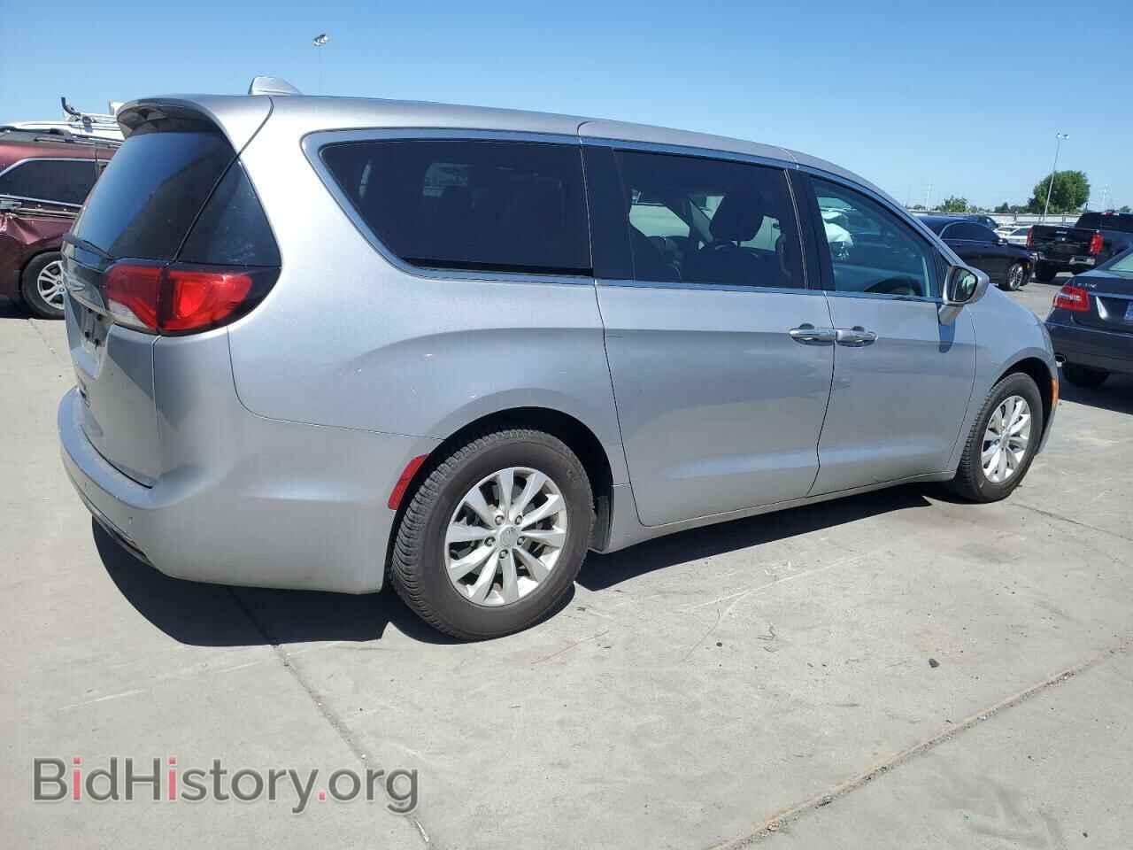 2018 CHRYSLER PACIFICA - VIN: 2C4RC1FG2JR218988 - Photo 3