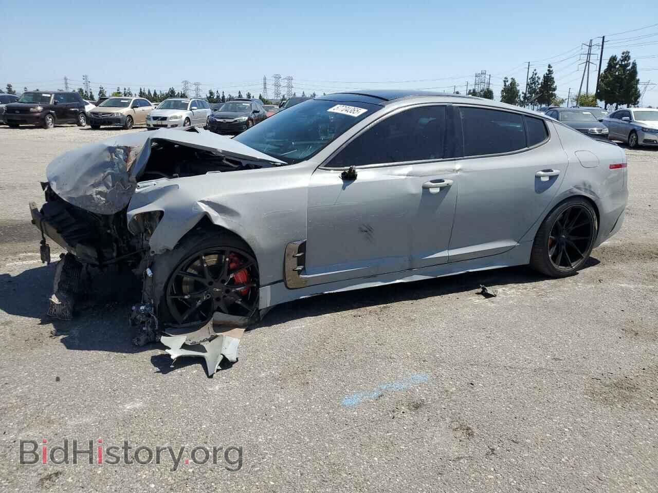 Фотография KNAE55LC8J6016789 - KIA STINGER 2018