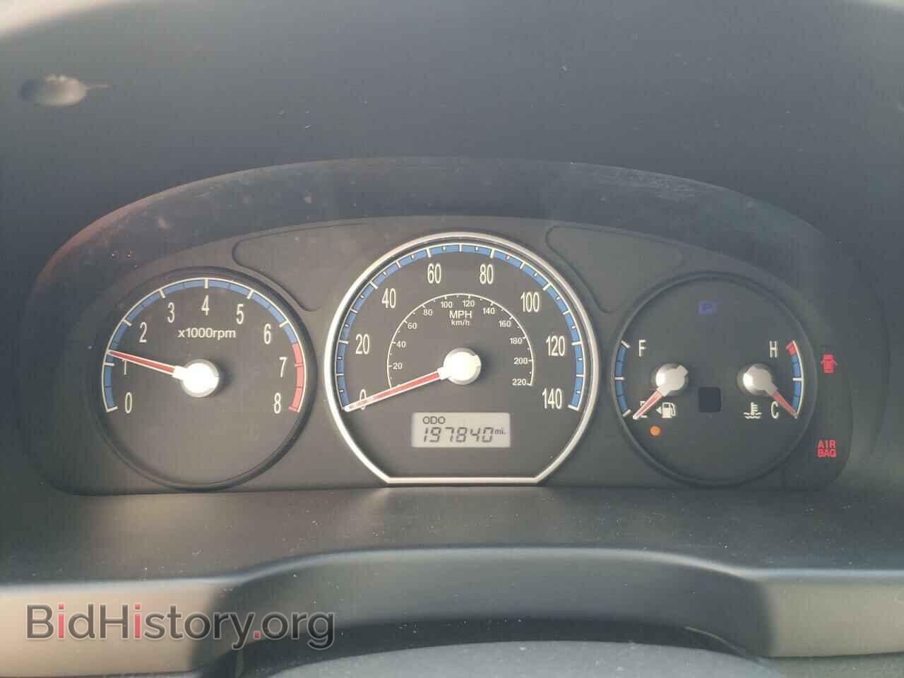 2009 HYUNDAI SANTA FE - VIN: 5NMSG13D09H275292 - Фото 9