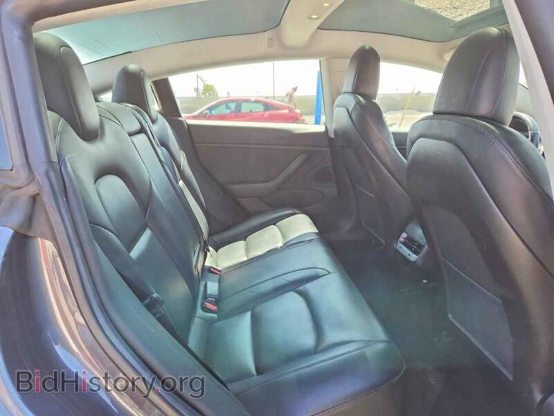 2019 Tesla MODEL 3 (VIN 5YJ3E1EAXKF416311) — photo 10 of 13