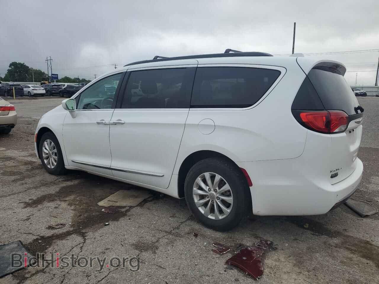 2017 CHRYSLER PACIFICA - VIN: 2C4RC1BG1HR702473 - Фото 2