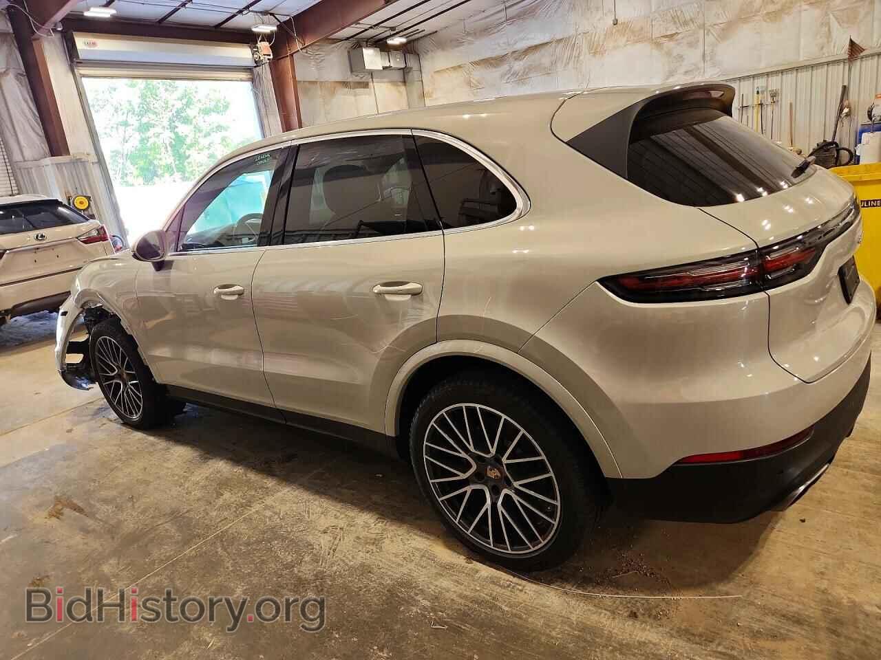 2020 PORSCHE CAYENNE - VIN: WP1AA2AY9LDA06554 - Photo 2